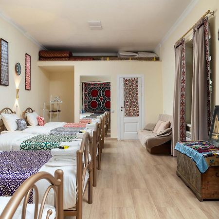 Green Yard Boutique Guesthouse Ташкент Екстер'єр фото