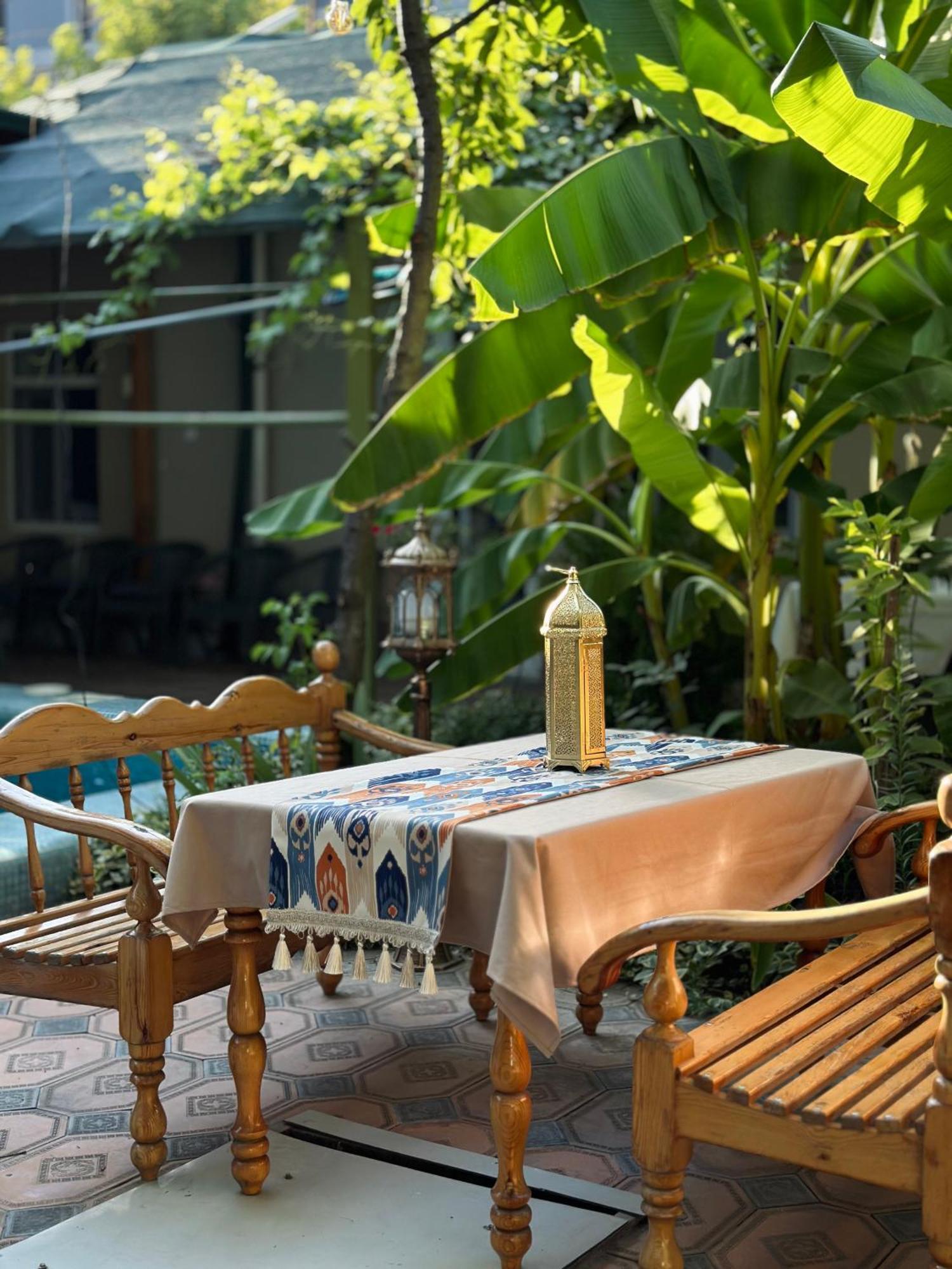 Green Yard Boutique Guesthouse Ташкент Екстер'єр фото
