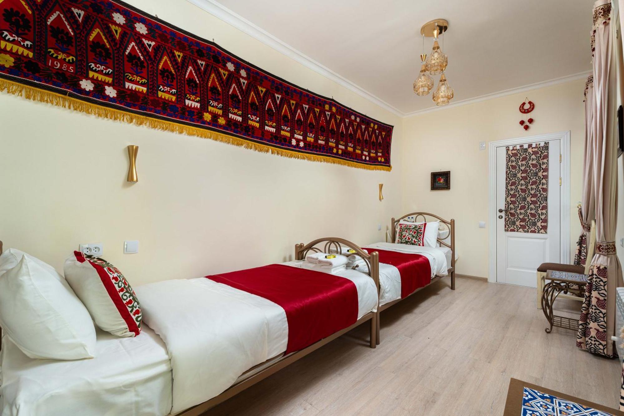 Green Yard Boutique Guesthouse Ташкент Екстер'єр фото
